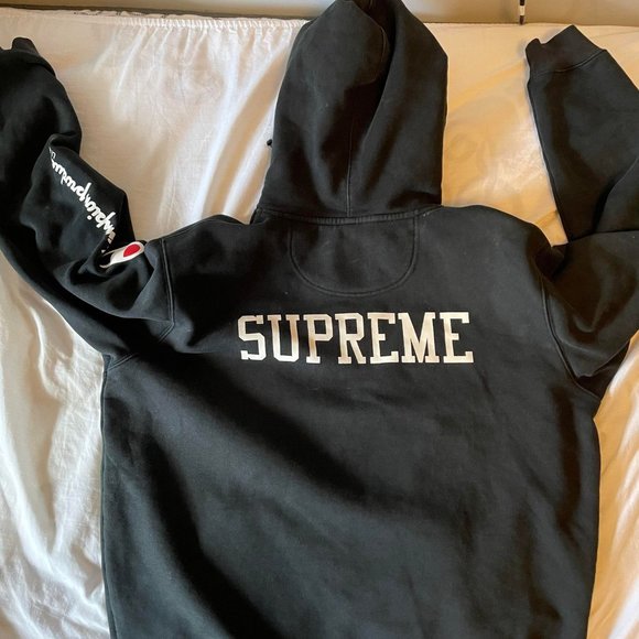 Supreme Champion Hoodie - Picture 6 of 7